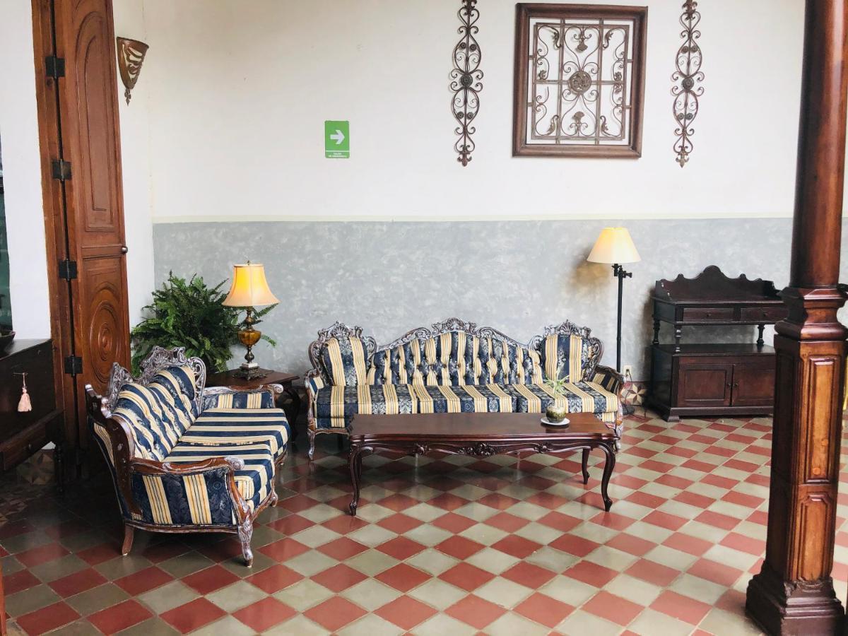 Hotel Dario Granada Luaran gambar