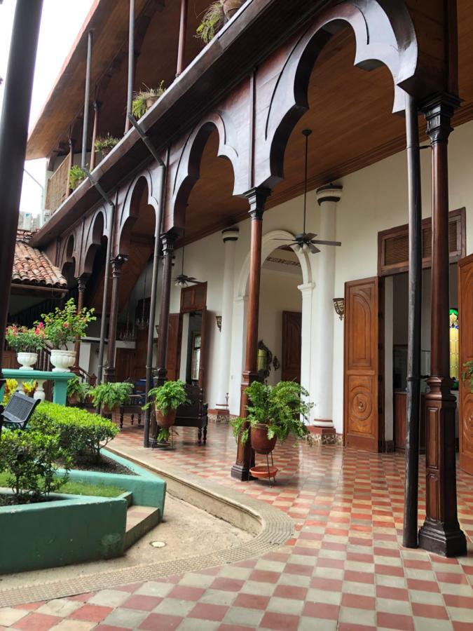 Hotel Dario Granada Luaran gambar