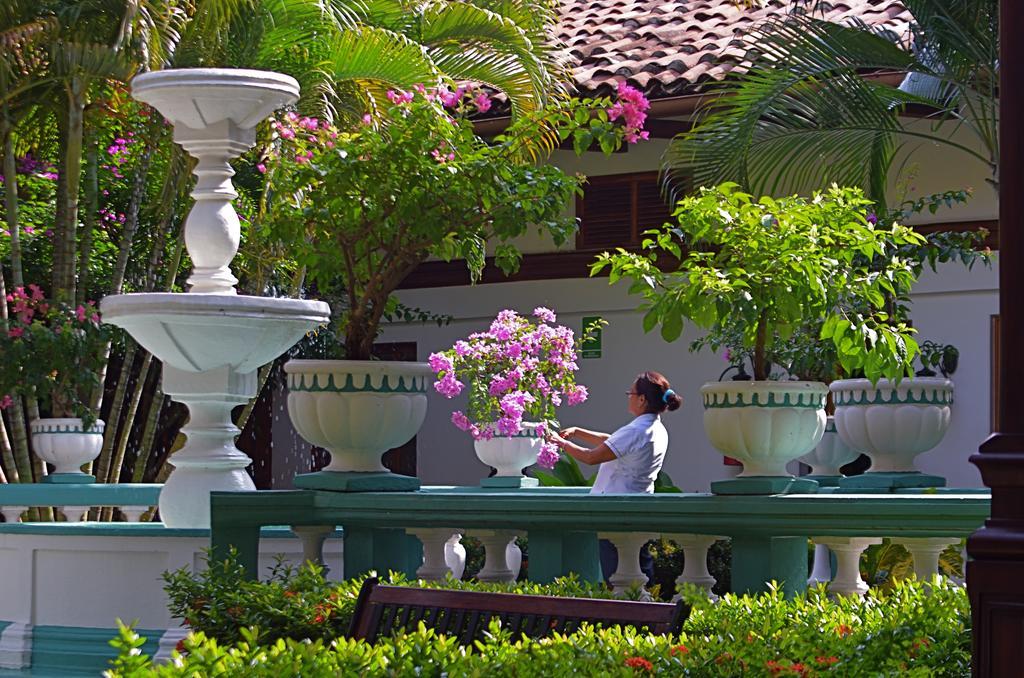 Hotel Dario Granada Luaran gambar