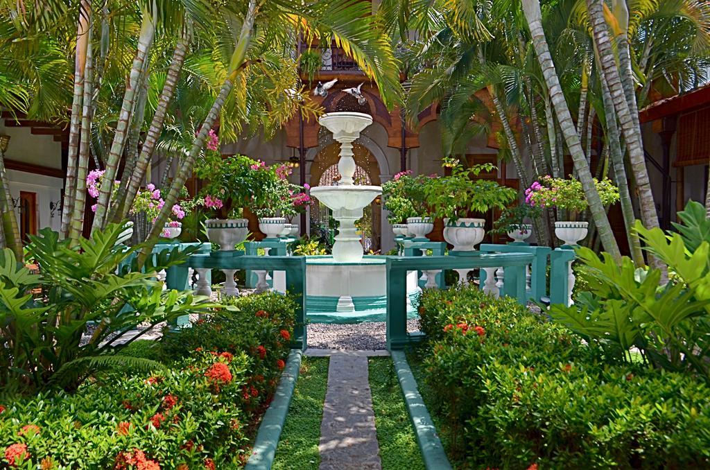 Hotel Dario Granada Luaran gambar
