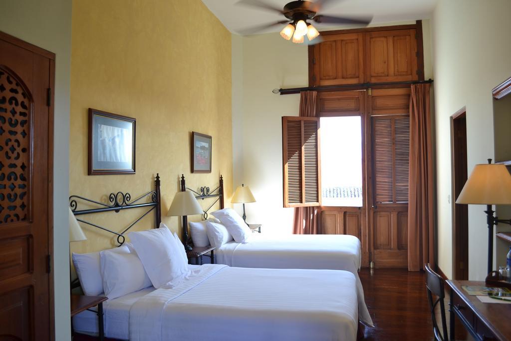 Hotel Dario Granada Luaran gambar