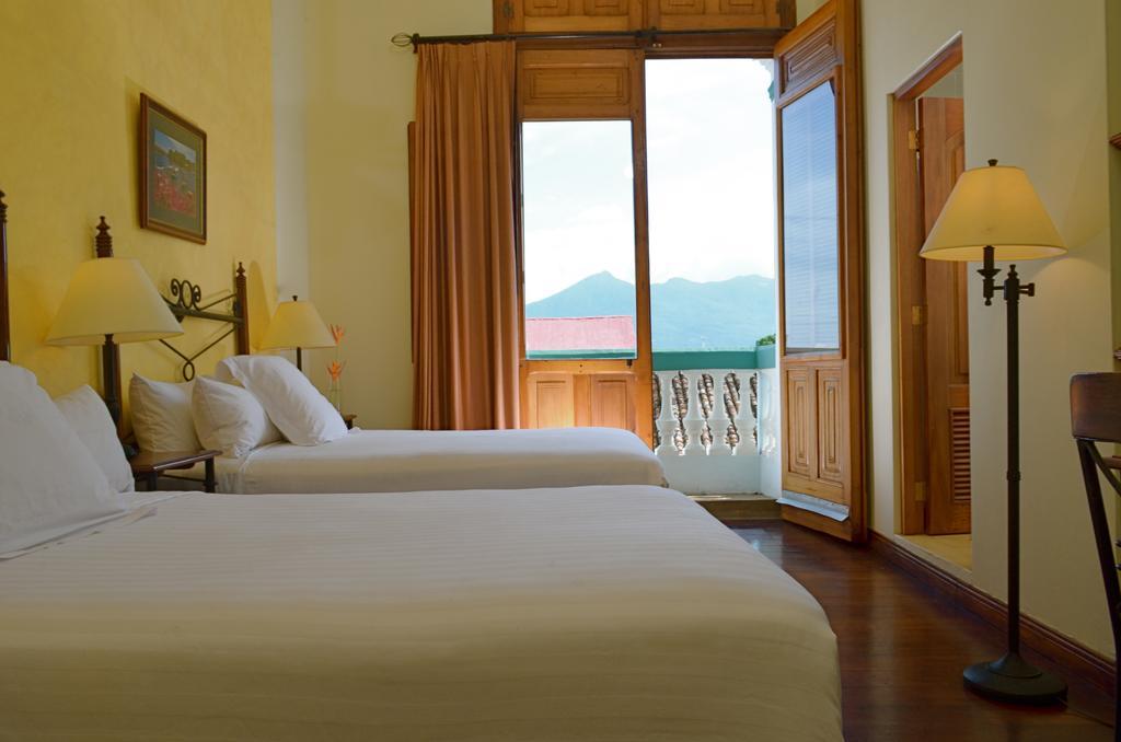 Hotel Dario Granada Luaran gambar
