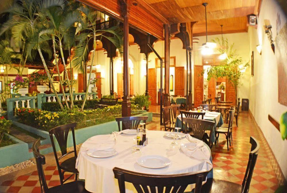 Hotel Dario Granada Luaran gambar