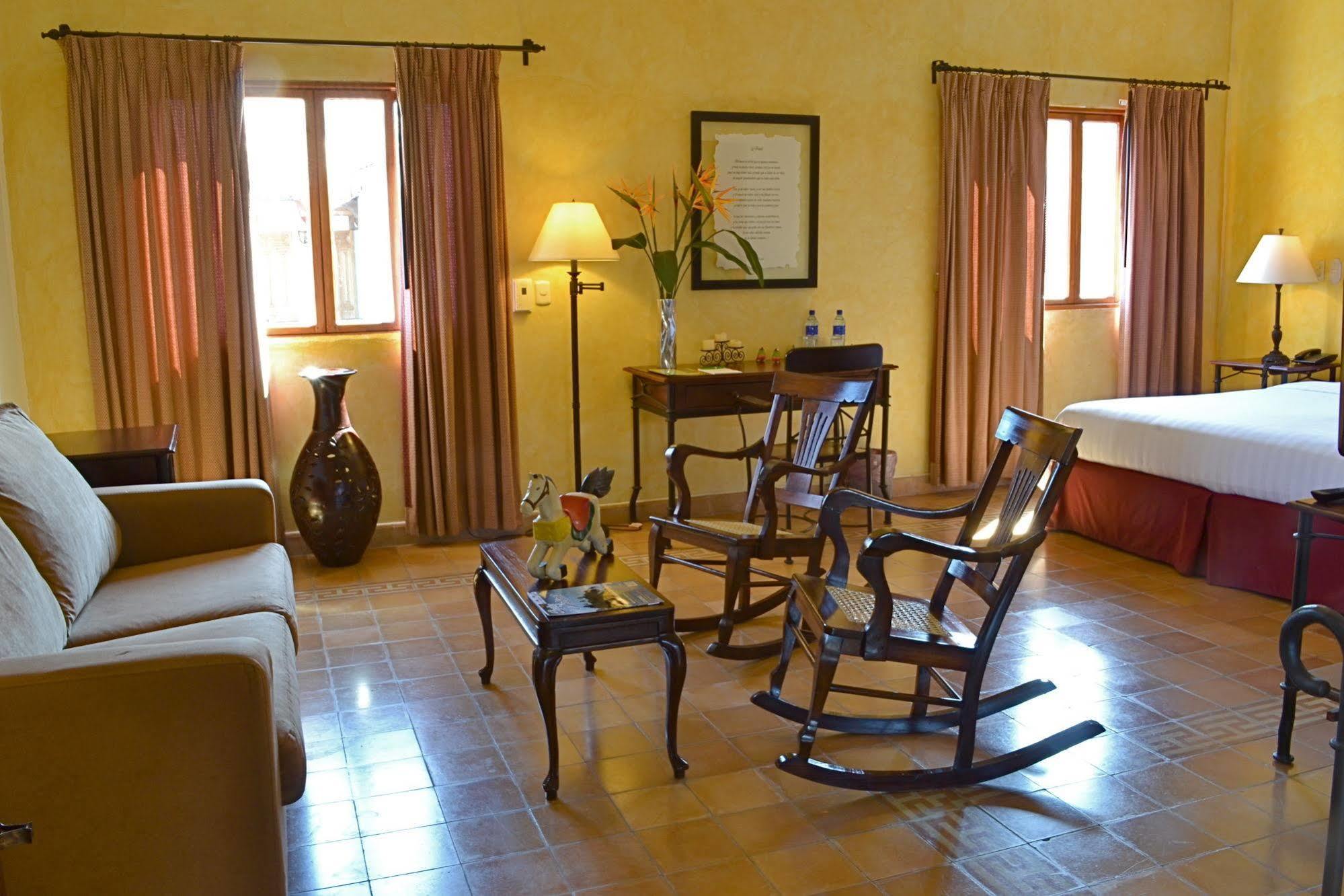 Hotel Dario Granada Luaran gambar